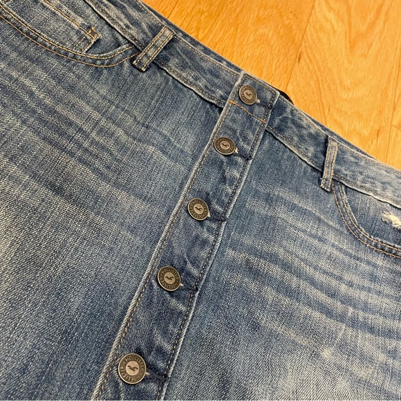 Hollister Denim Button Up Mini Skirt, Pockets and Belt Loop, Size 9, Width 29 - Picture 4 of 12
